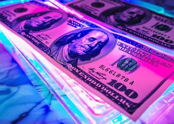 分析师发出美元看涨信号,预警股市集中度或创历史新高